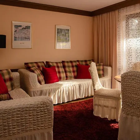 Aparthotel St. Georg 3*