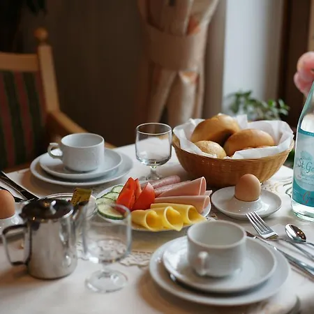 St. Georg Aparthotel 3*