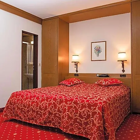 St. Georg Hotel 3*