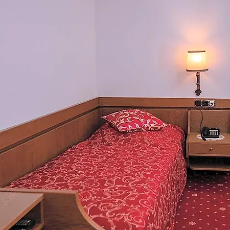 St. Georg Hotel